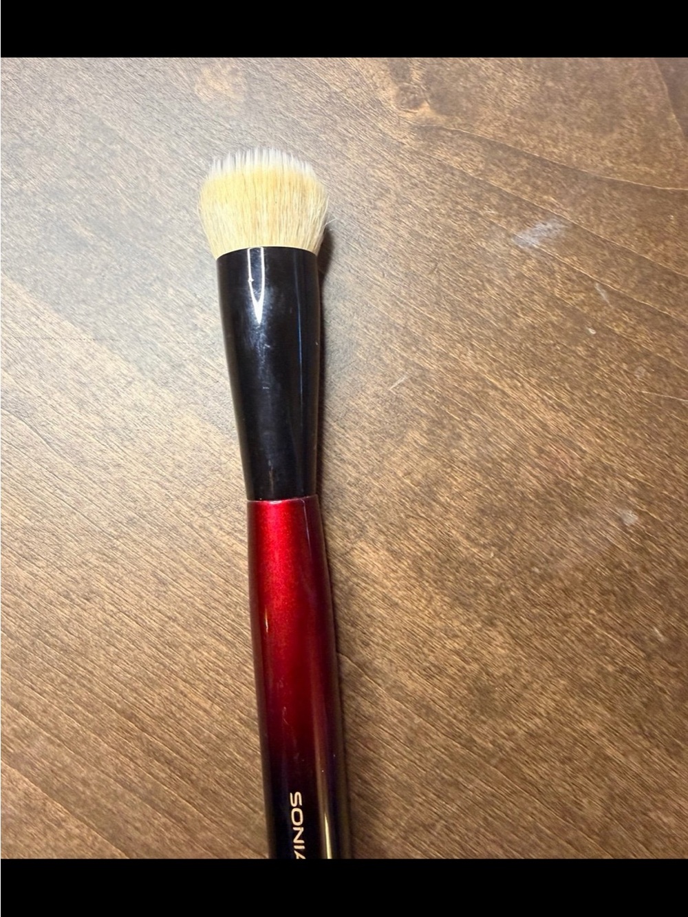 SONIA G Make up Brush Base One  
2018 Face  Brush  VERY RARE HARD TO FIND